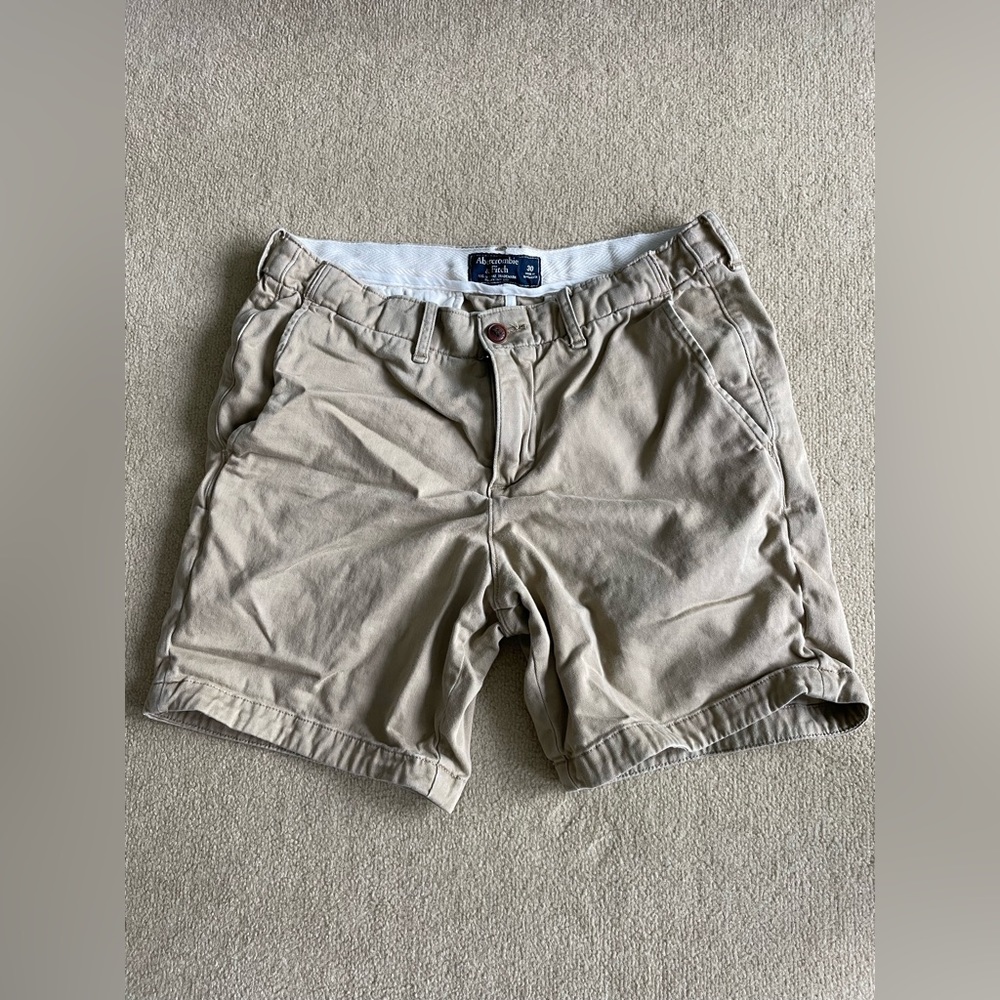 Abercrombie & Fitch chino khaki shorts, men’s 30
